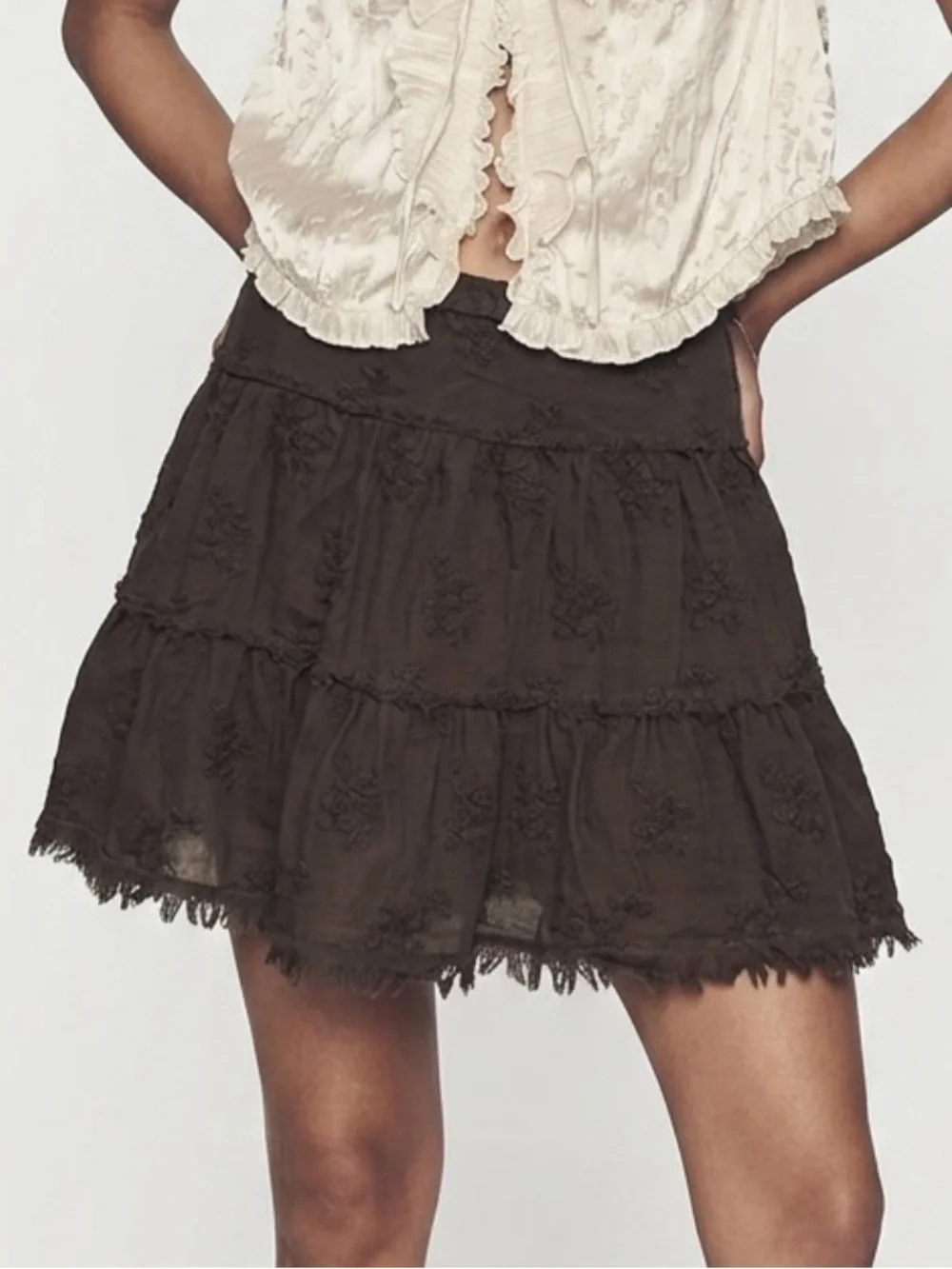 Ezra Fitch Embroidered Tiered Ruffle Mini Skirt Size XS Dark Brown  A-Line Y2K